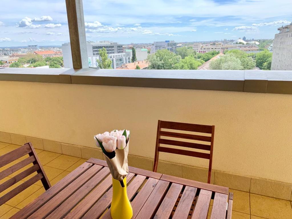 Penthouse Young #Freeparking Apartman Budapest Kültér fotó